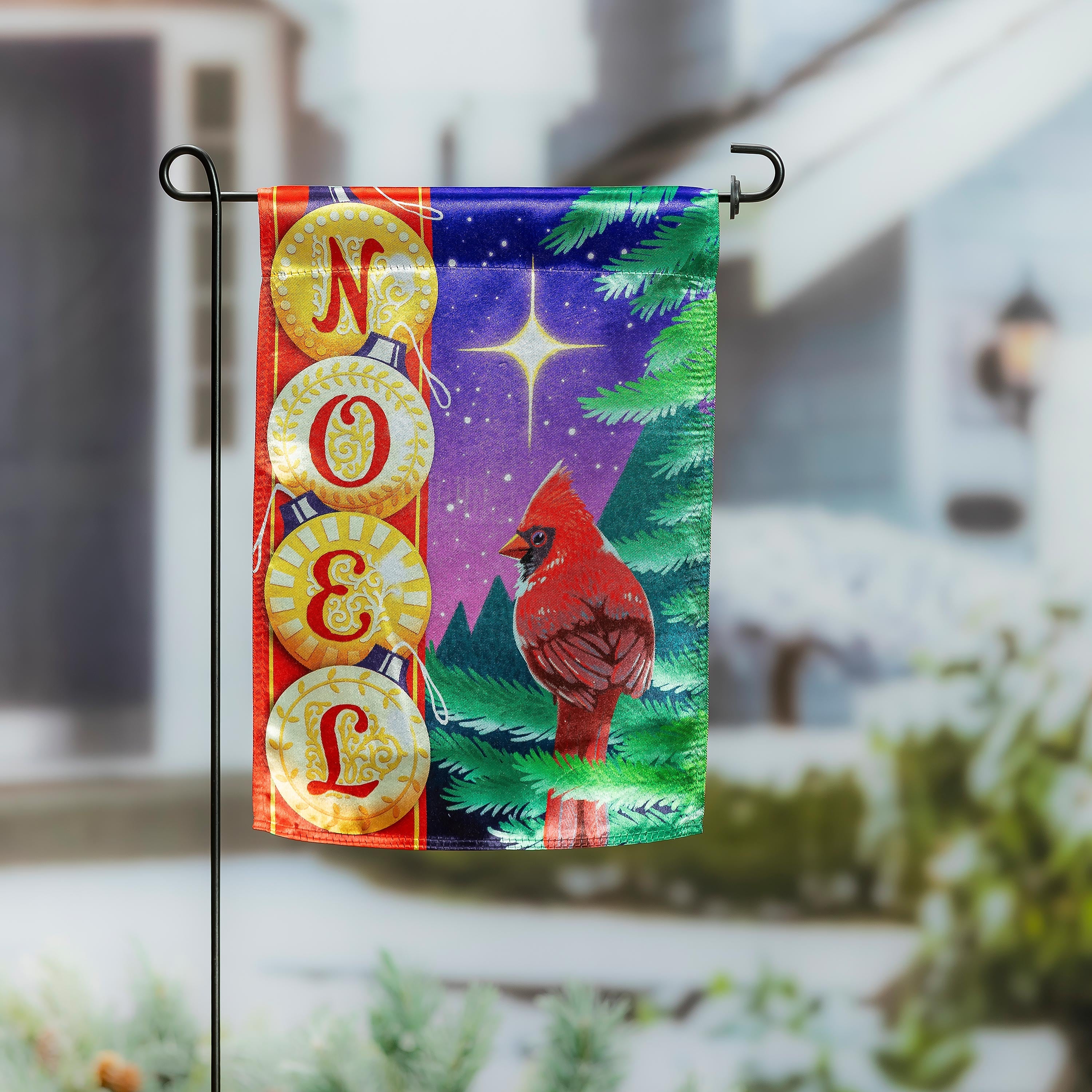 Noel Cardinal Lustre Garden Flag