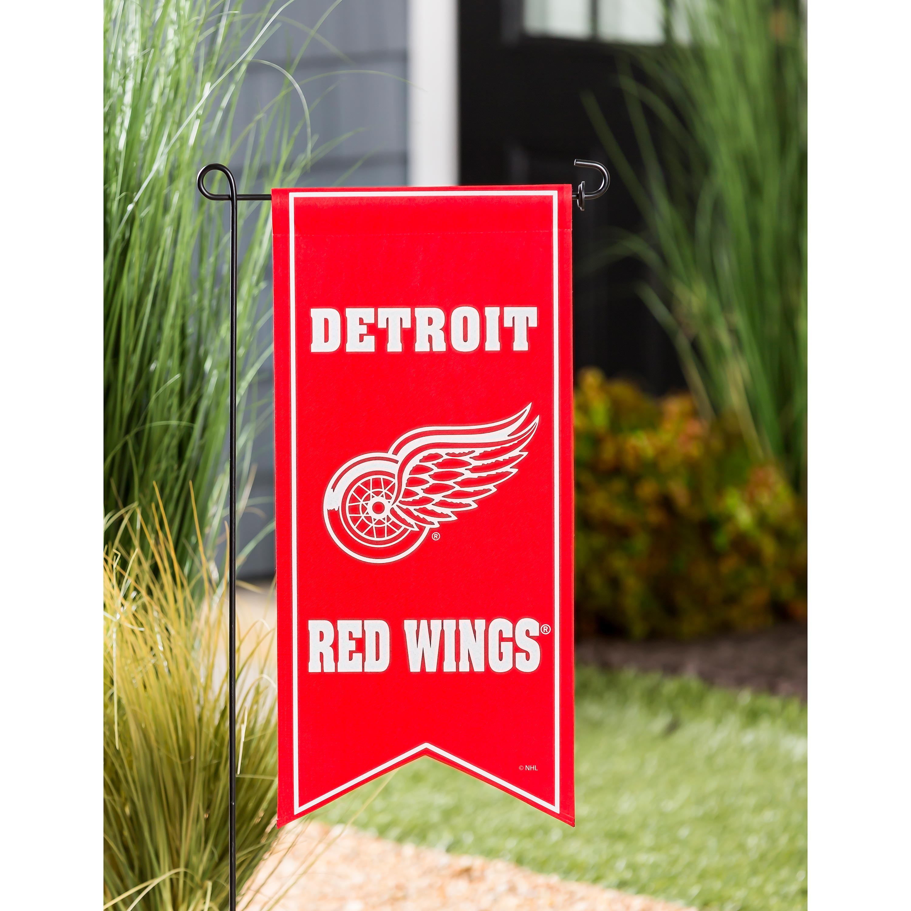 Detroit Red Wings, Flag Banner
