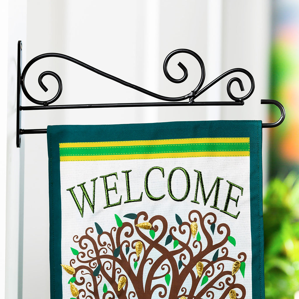 Swirl Wall-Mount Garden Flag Hanger