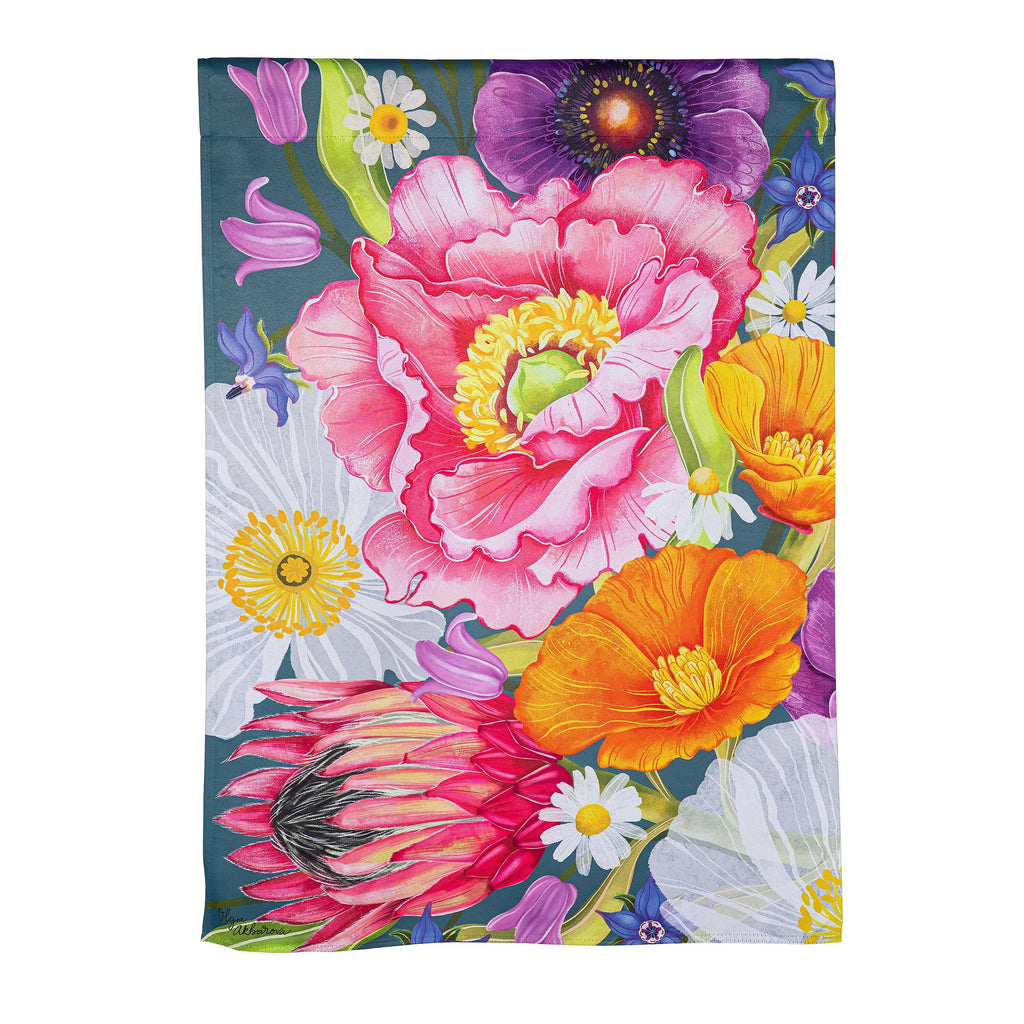 Bold Flowers Suede House Flag