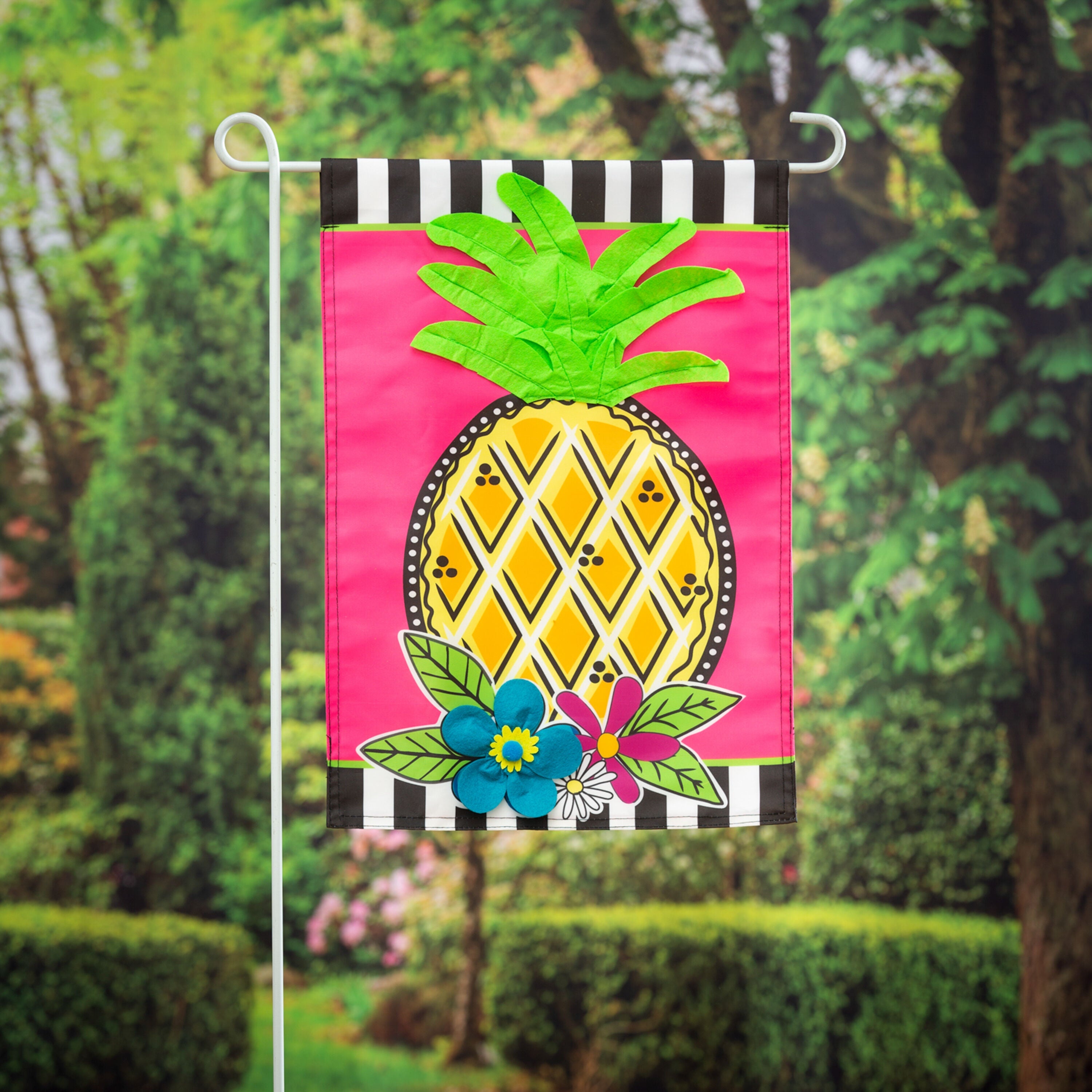 Bright Pineapple Garden Applique Flag