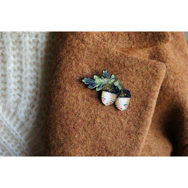 Acorns Brooch by Laliblue