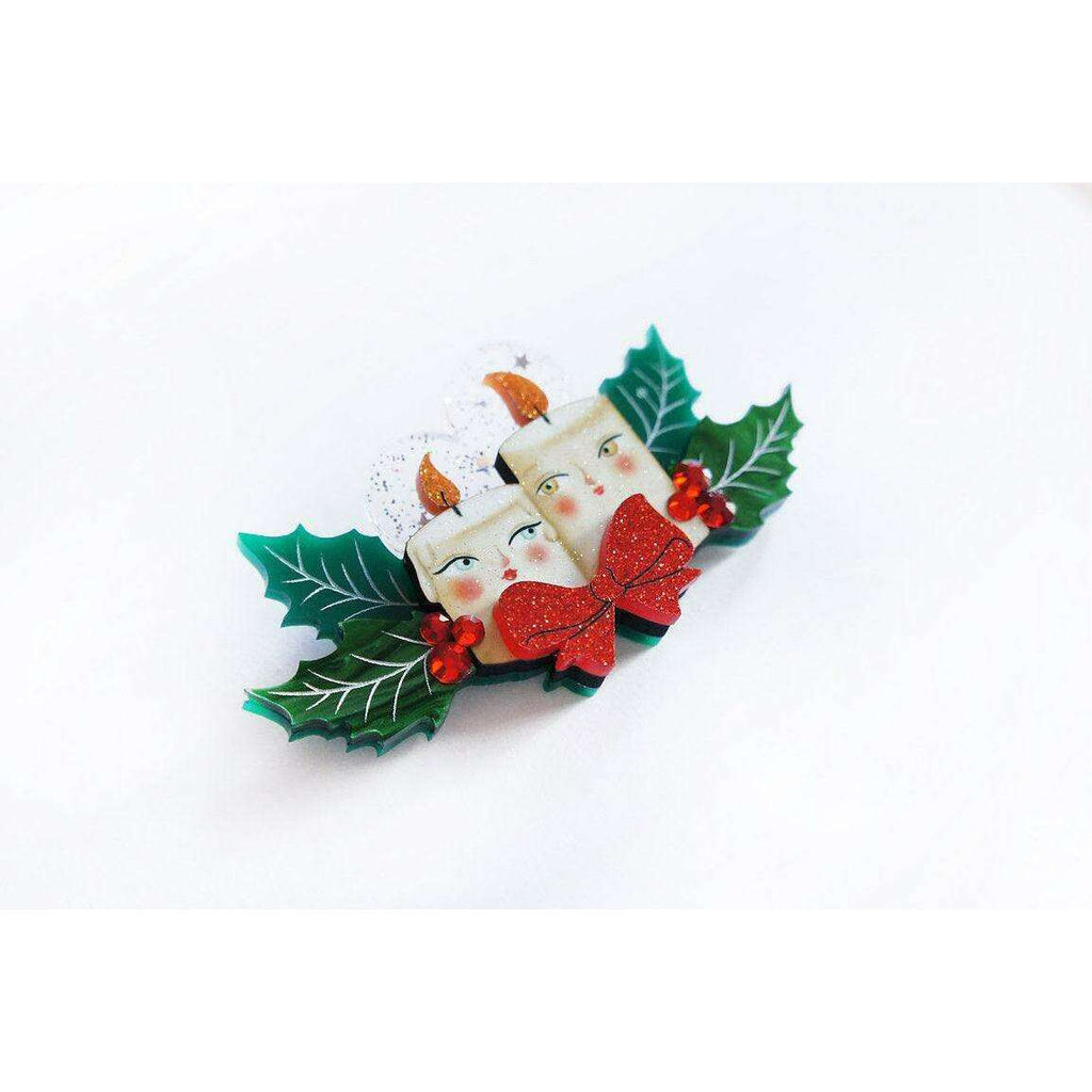 Christmas Candle Couple Brooch by Laliblue
