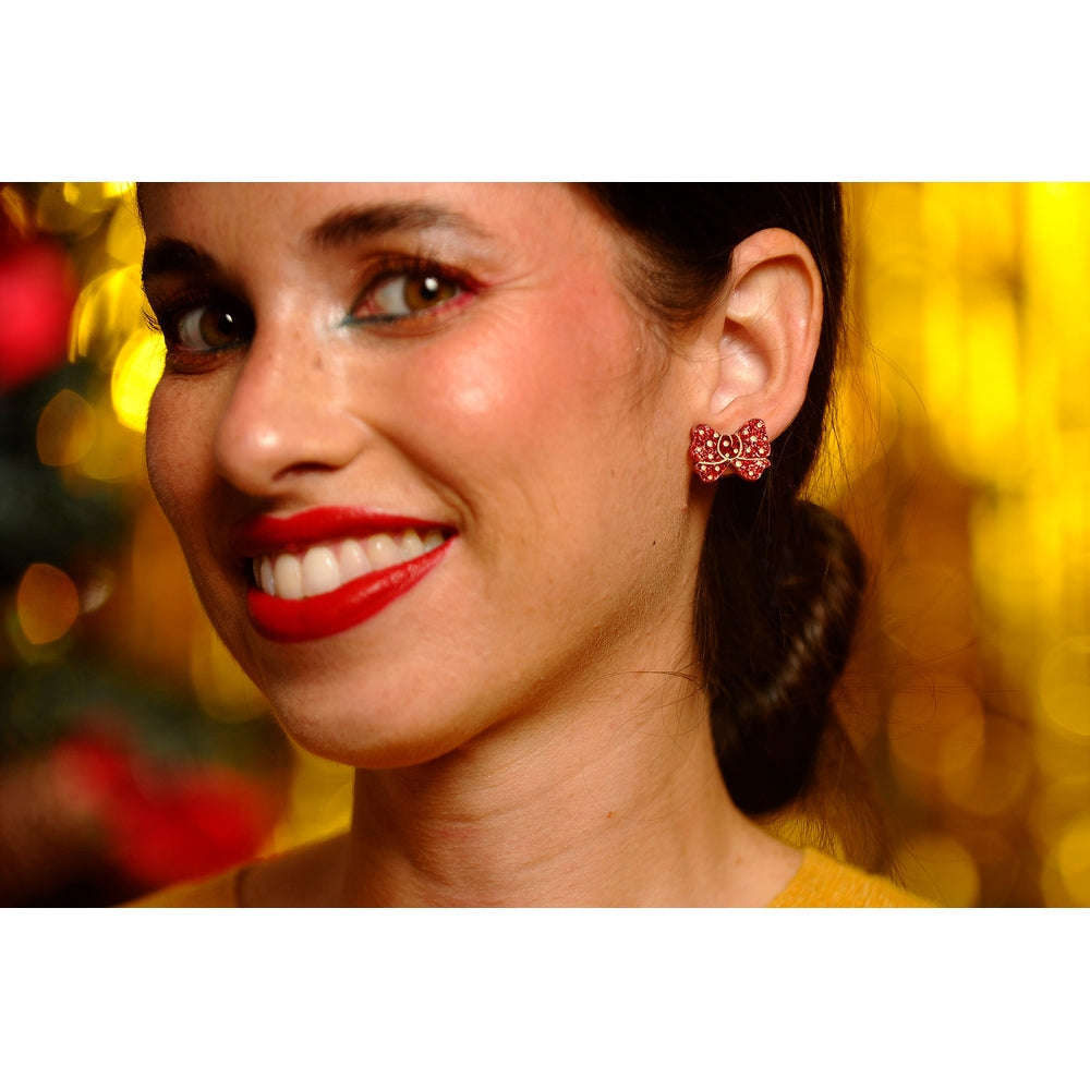 Christmas-Themed Brunette Hair Brooch with Earring Set by Laliblue – Retro Kitschy Statement Brooch for Collectors