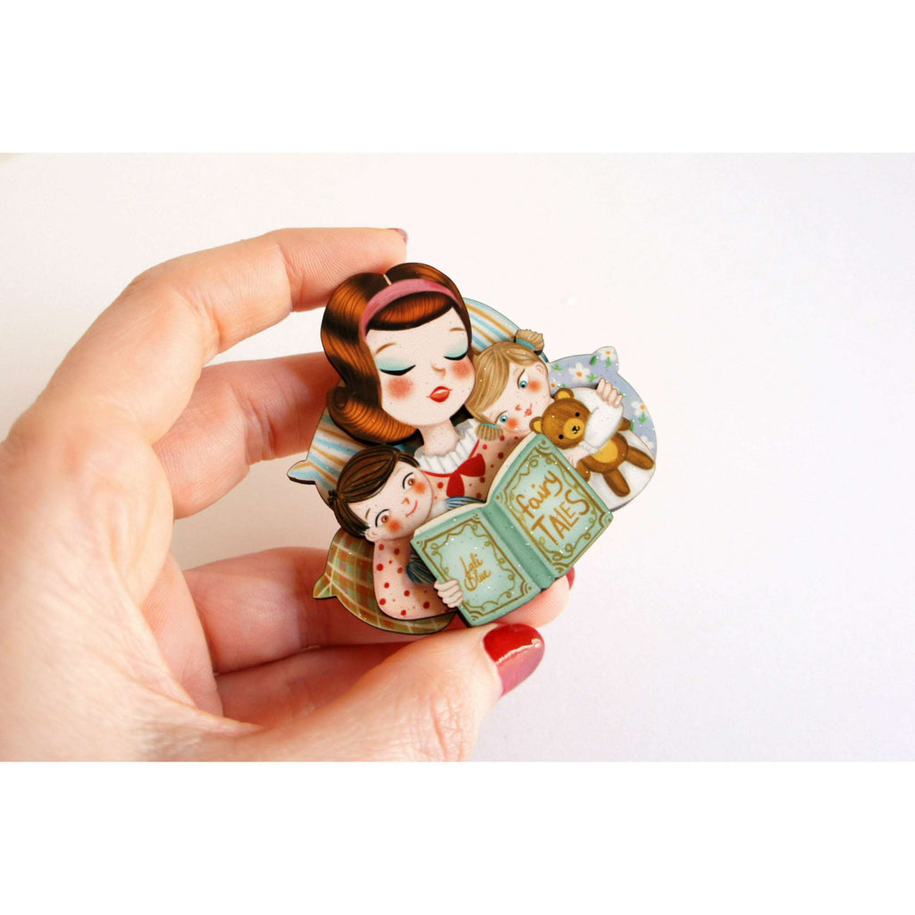 Mother's Day brooch by Laliblue