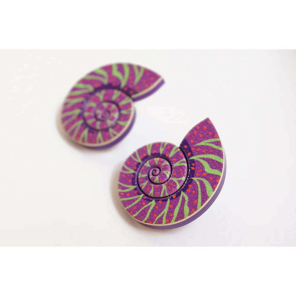 Sea Snail Earrings by Laliblue